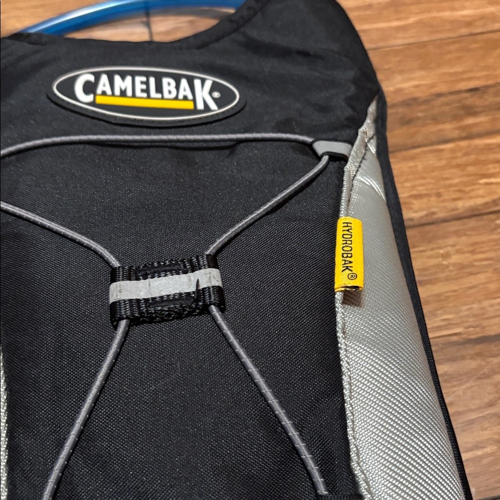 CamelBak HydroBak Hydration Pack 50 oz Hydration Black Gray Water With Bladder - Picture 3 of 7